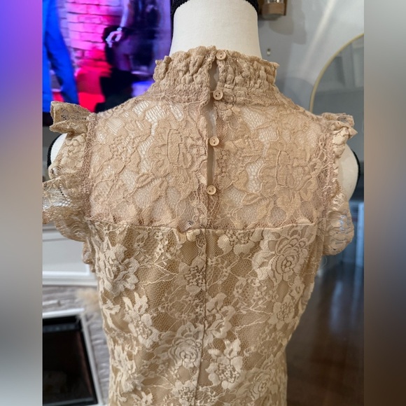 bleuh ciel Lace Ruffle Top in Beige - Picture 7 of 9